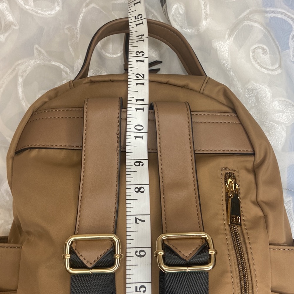 Backpack purse with goldtone hardware. Brown - Picture 4 of 8